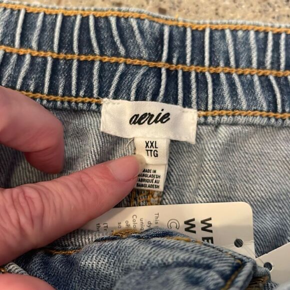 AERIE Daydream Denim Elastic Waist Short *NEW* - Picture 5 of 9